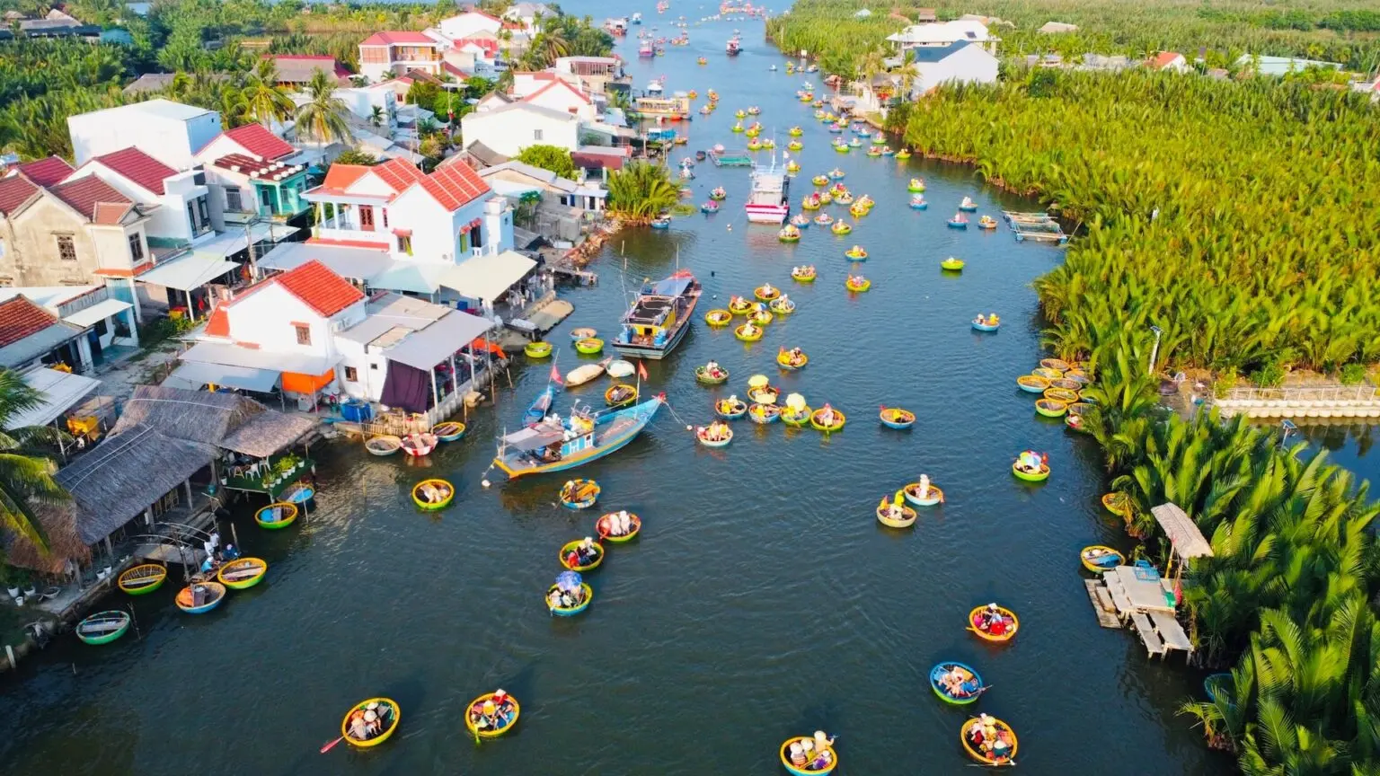 Backpacking Hoi An